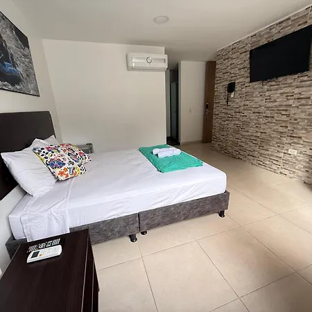 Aptahotel Guest House San Gil Exterior photo