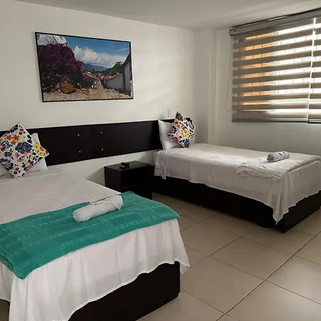 Aptahotel Guest House San Gil Exterior photo