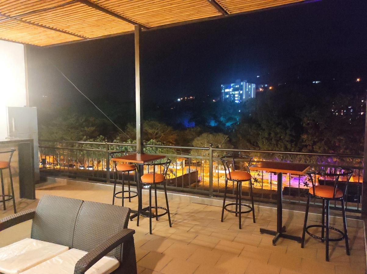 Aptahotel *
